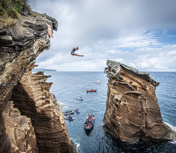 THE WORLD'S MOST BREATHTAKING CLIFF DIVING LOCATIONS