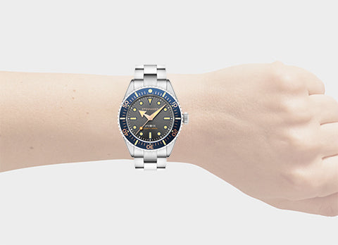 Gunmetal Spence 300 Automatic – Spinnaker Watches